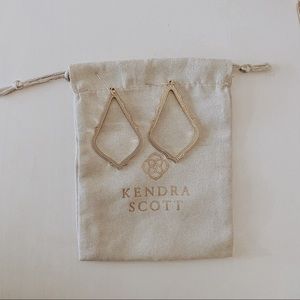 Kendra Scott Sophie Drop Earrings in Gold